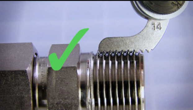 Wie messen Sie Gewinde an einer hydraulischen Armatur?